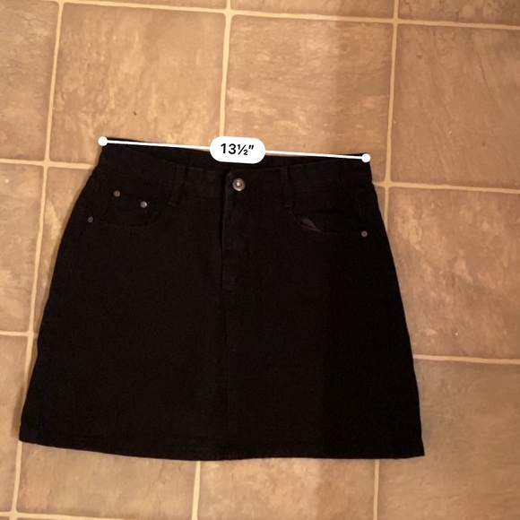 3 for $15! Shein Black Denim Skirt - Picture 4 of 6